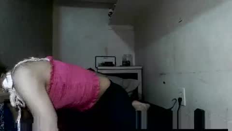 Snapshot of firsttime_freak chatting on 29, 4, 2026 FirstTimeFeak online show from 29, 4, 2026