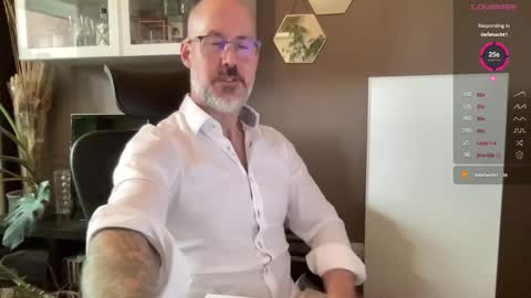 Snapshot of fit_rubinho chatting on 31, 10, 2025 Rubn online show from 31, 10, 2025