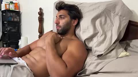 Snapshot of fitcurvyman4fun_69 chatting on 27, 5, 2026 fitcurvyman4fun_69 online show from 27, 5, 2026