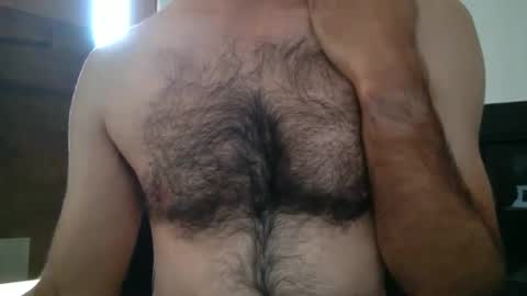 Snapshot of fitfriendlyandhairy chatting on 8, 1, 2025 fitfriendlyandhairy online show from 8, 1, 2025