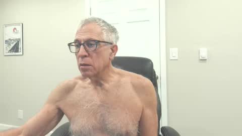 Snapshot of fitman999 chatting on 2, 2, 2026 Jon online show from 2, 2, 2026