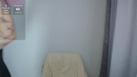 Snapshot of fitmila chatting on 4, 6, 2026 fitmila online show from 4, 6, 2026