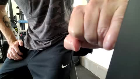  Links in Bio below online show from 23, 9, 2025