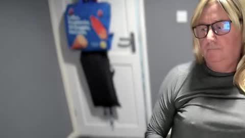 Snapshot of fitzy7 chatting on 11, 1, 2026 hornydog online show from 11, 1, 2026