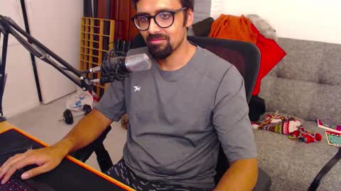 Snapshot of fizz6572 chatting on 18, 10, 2025 fizz6572 online show from 18, 10, 2025