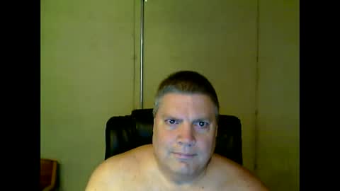 Snapshot of fletch32 chatting on 2, 1, 2025 jd online show from 2, 1, 2025