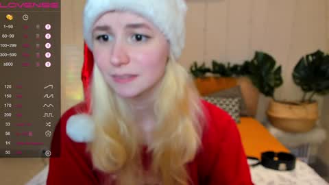 Snapshot of fleximona chatting on 21, 12, 2024 FlexiMona online show from 21, 12, 2024