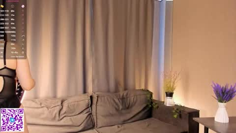 Snapshot of flirtbubble chatting on 14, 10, 2025 Doloras online show from 14, 10, 2025