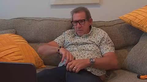 Flickrbrite online show from 23, 9, 2025