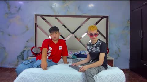 Snapshot of flirty_boys_ chatting on 27, 9, 2025 DANIEL AND LUNAY online show from 27, 9, 2025