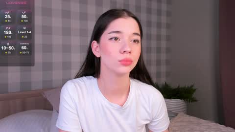 Emely  online show from 25, 1, 2025