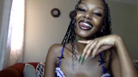 Snapshot of flirtyy_sheery chatting on 27, 5, 2026 sheery online show from 27, 5, 2026