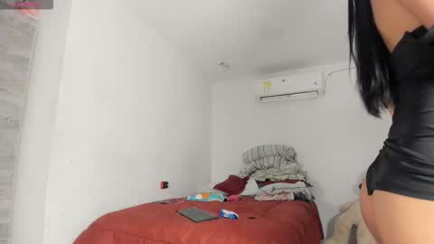 Snapshot of flor_herrera1 chatting on 5, 3, 2026 online show from 5, 3, 2026