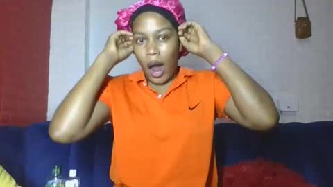 Snapshot of flora_fantasy chatting on 5, 4, 2026 fantasy online show from 5, 4, 2026