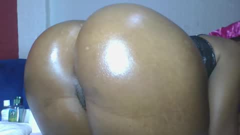 Snapshot of flora_fantasy chatting on 11, 4, 2026 fantasy online show from 11, 4, 2026