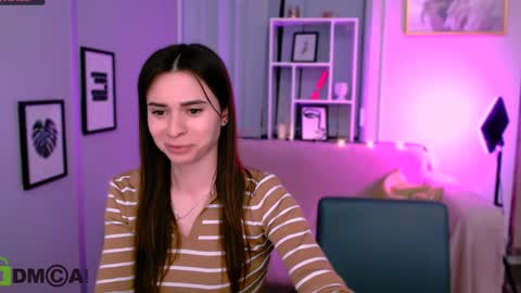 Snapshot of flora_ri chatting on 24, 1, 2025 just ask me online show from 24, 1, 2025