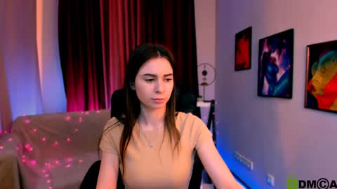 Snapshot of flora_ri chatting on 26, 1, 2025 just ask me online show from 26, 1, 2025