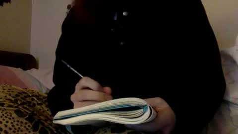 Snapshot of floraexploration chatting on 3, 2, 2025 floraexploration online show from 3, 2, 2025