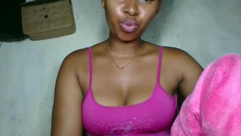 Snapshot of florencia011 chatting on 7, 11, 2025 florencia011 online show from 7, 11, 2025