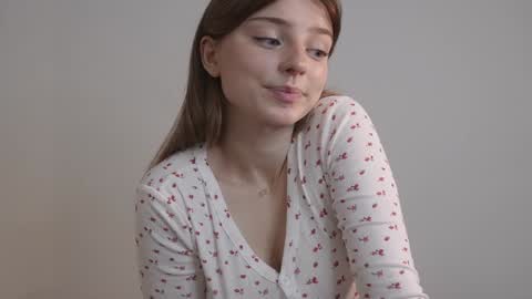 Snapshot of floret_joy chatting on 18, 9, 2025 ALICE online show from 18, 9, 2025