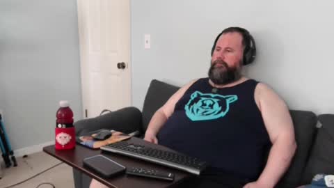 Snapshot of floridabearlive chatting on 9, 2, 2025 FloridaBearLive online show from 9, 2, 2025