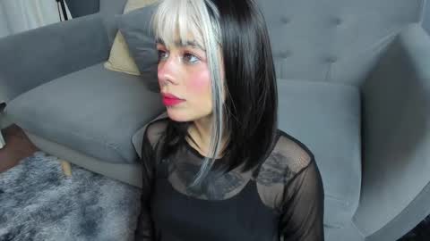 Snapshot of flower_smith_ chatting on 22, 2, 2026 Its a pleasure to meet you. Im Flower. Help me reach 1k. Follow me. online show from 22, 2, 2026