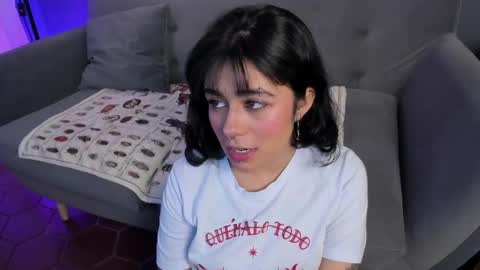 Snapshot of flower_smith_ chatting on 3, 3, 2026 Its a pleasure to meet you. Im Flower. Help me reach 1k. Follow me. online show from 3, 3, 2026