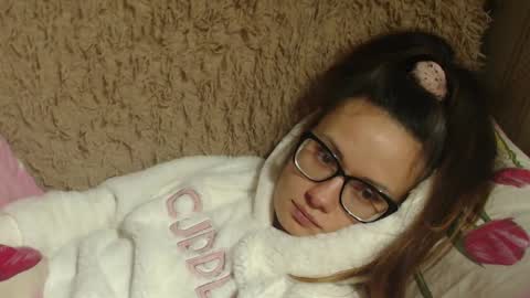 say meow and send tip  online show from 11, 12, 2024