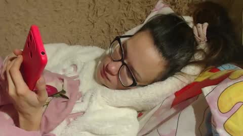 say meow and send tip  online show from 26, 1, 2025