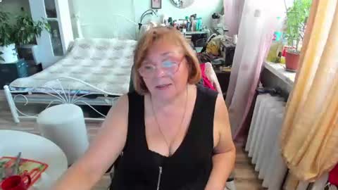 Flowerlower online show from 21, 6, 2026