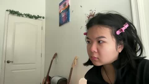 Snapshot of flowerlvr chatting on 15, 1, 2025 flowerlvr online show from 15, 1, 2025