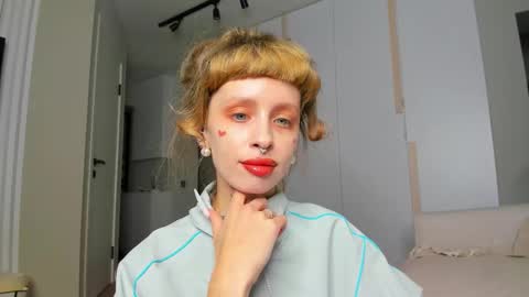 Snapshot of flowerofsin2001 chatting on 13, 3, 2026 Flower online show from 13, 3, 2026