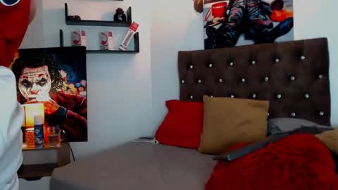 flowers109 online show from 12, 1, 2025