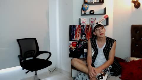 flowers109 online show from 11, 3, 2025