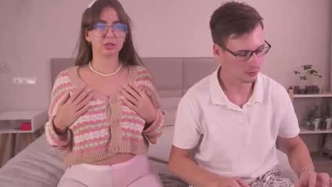 Snapshot of fluffy_hat chatting on 6, 10, 2025 Fluffy and Krut online show from 6, 10, 2025