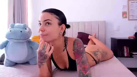 Just Fly online show from 23, 9, 2025