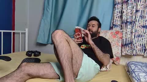 Fly online show from 3, 12, 2025