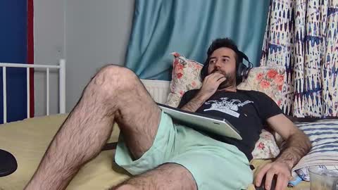 Fly online show from 14, 12, 2025