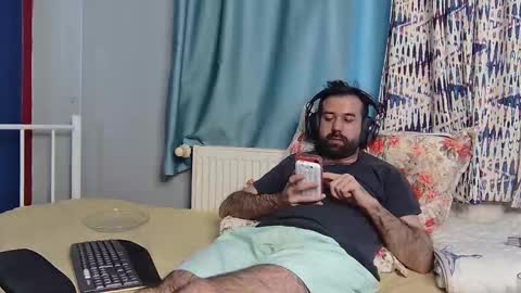 Fly online show from 7, 1, 2026