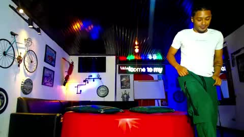 flyckers online show from 12, 5, 2026