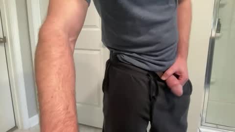 Snapshot of flyersguy84 chatting on 7, 1, 2026 Average Joe online show from 7, 1, 2026