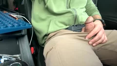 Snapshot of flyersguy84 chatting on 9, 1, 2026 Average Joe online show from 9, 1, 2026