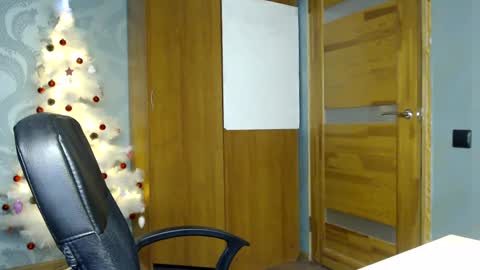 Snapshot of fofhcf chatting on 25, 12, 2024 Molli Ready for any play with you. Hottest show in pvt Help a student earn big tokens online show from 25, 12, 2024