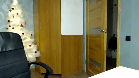 Snapshot of fofhcf chatting on 21, 1, 2025 Molli Ready for any play with you. Hottest show in pvt Help a student earn big tokens online show from 21, 1, 2025