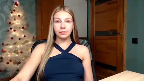 Snapshot of fofhcf chatting on 24, 1, 2025 Molli Ready for any play with you. Hottest show in pvt Help a student earn big tokens online show from 24, 1, 2025