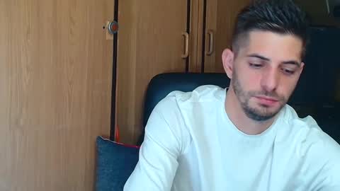 Snapshot of followknight chatting on 27, 9, 2025 independent model online show from 27, 9, 2025