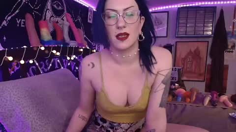Snapshot of fondadix_ chatting on 5, 2, 2025 Fonda Dix online show from 5, 2, 2025