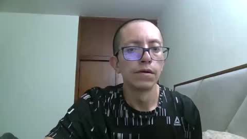 fonzi_flores online show from 4, 10, 2025