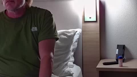 foodforcatfists online show from 30, 3, 2026