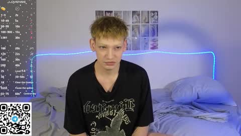 Snapshot of forever_eren chatting on 21, 2, 2026 forever_eren online show from 21, 2, 2026